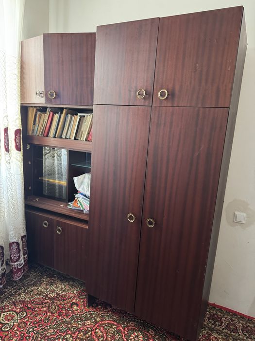 Shkaf sotiladi sifatli materialdan yasalgan