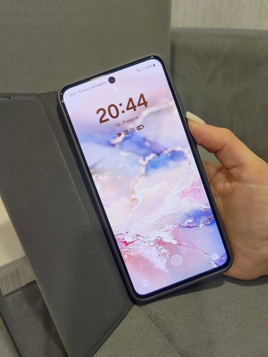 Продам Samsung S21fe