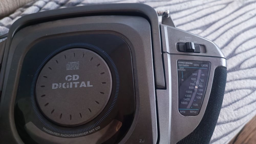 Касетофон Сиди и радио