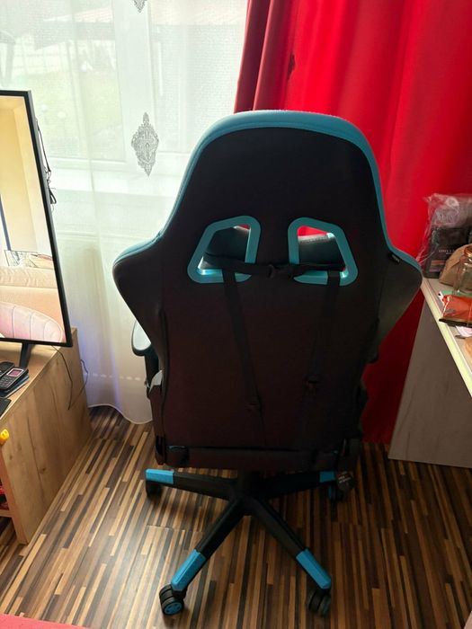Scaun gaming impecabil
