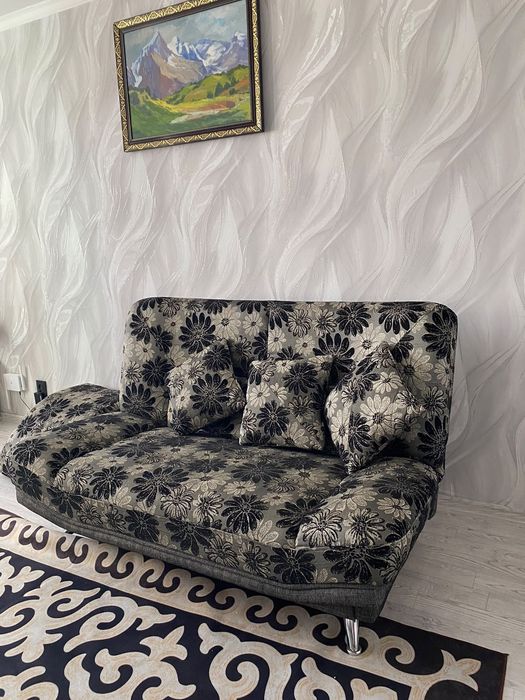 Продам диван и кресло