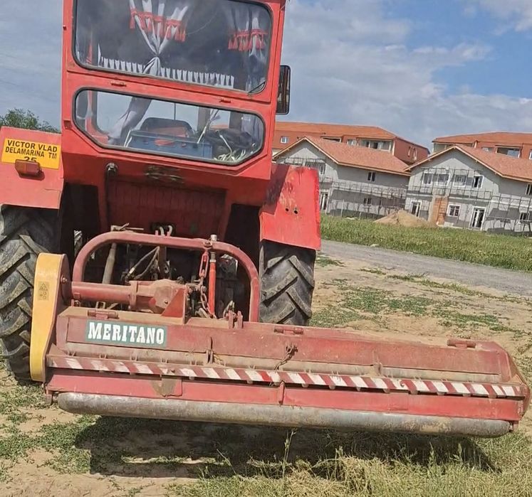 Vând  tocătoare  după  tractor