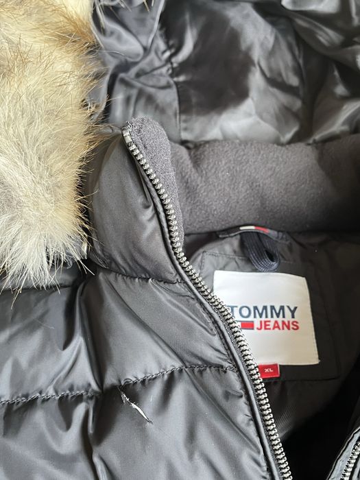 Tommy Hilfiger : Essential Down - НОВО Зимно яке с пух размер Л