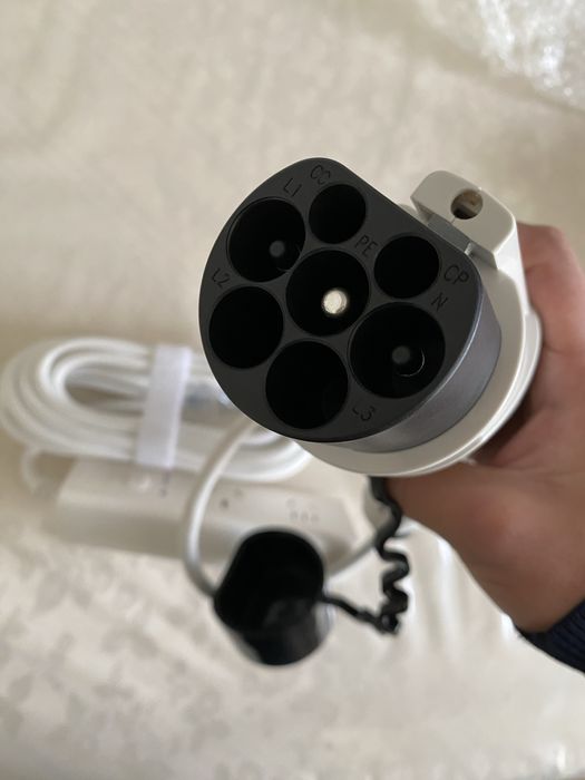 BYD elektro mobile zaredchik