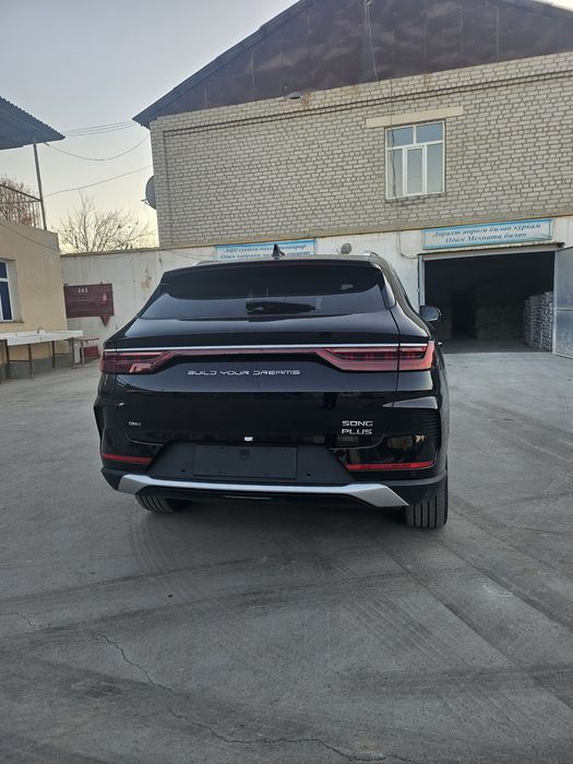 BYD SONG PLUS DM-i flagship