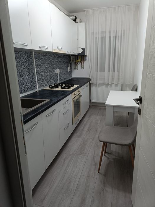 Inchiriez apartament cu o camera