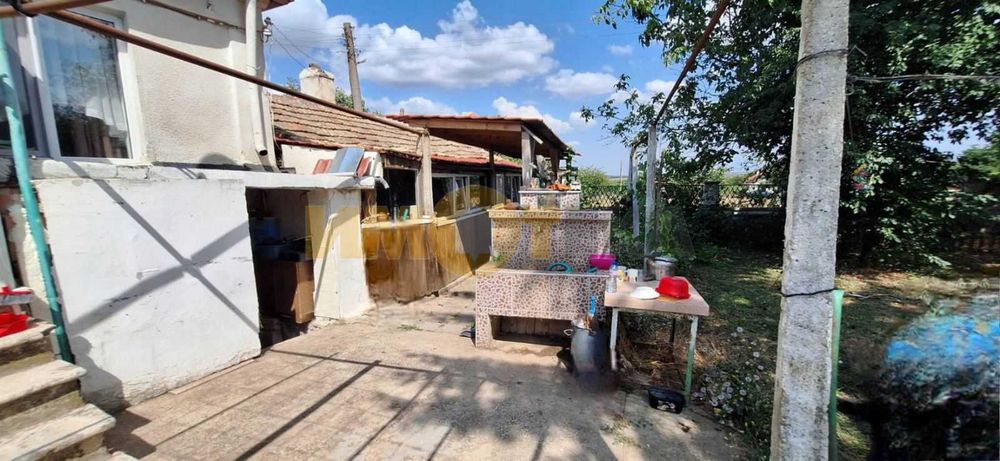 Продава се Къща в Варна, Възраждане 1 - 100 кв.м за 550 €/кв.м - Снимка #11