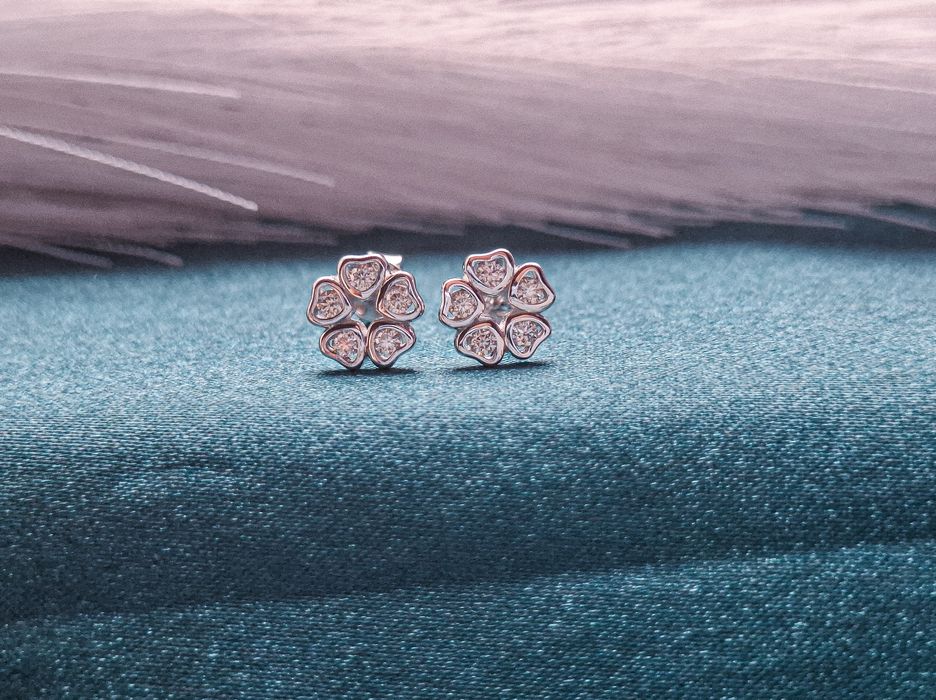 Cercei cu Moissanite