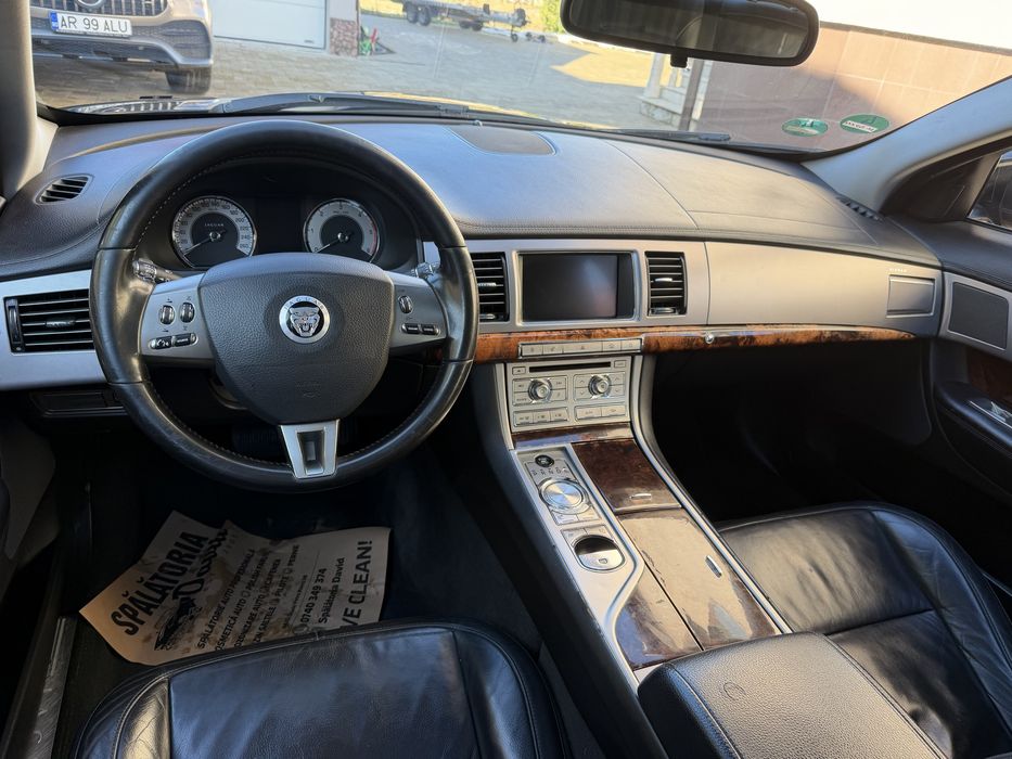 JAGUAR XF 2012 — imagine 5