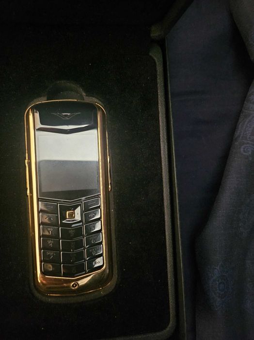 Vertu constellation телефон
