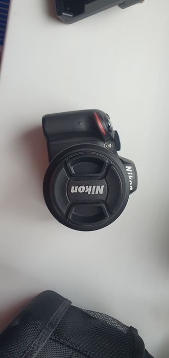 Nikon DX AF-S DX NIKKOR 18-55mm