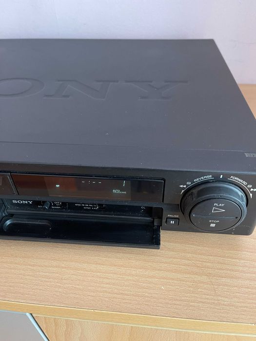 Видеорекордер Sony SLV-226EE