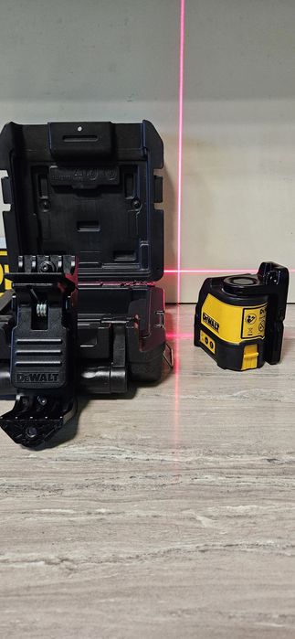 Dewalt Линеен Лазерен Нивелир DW088