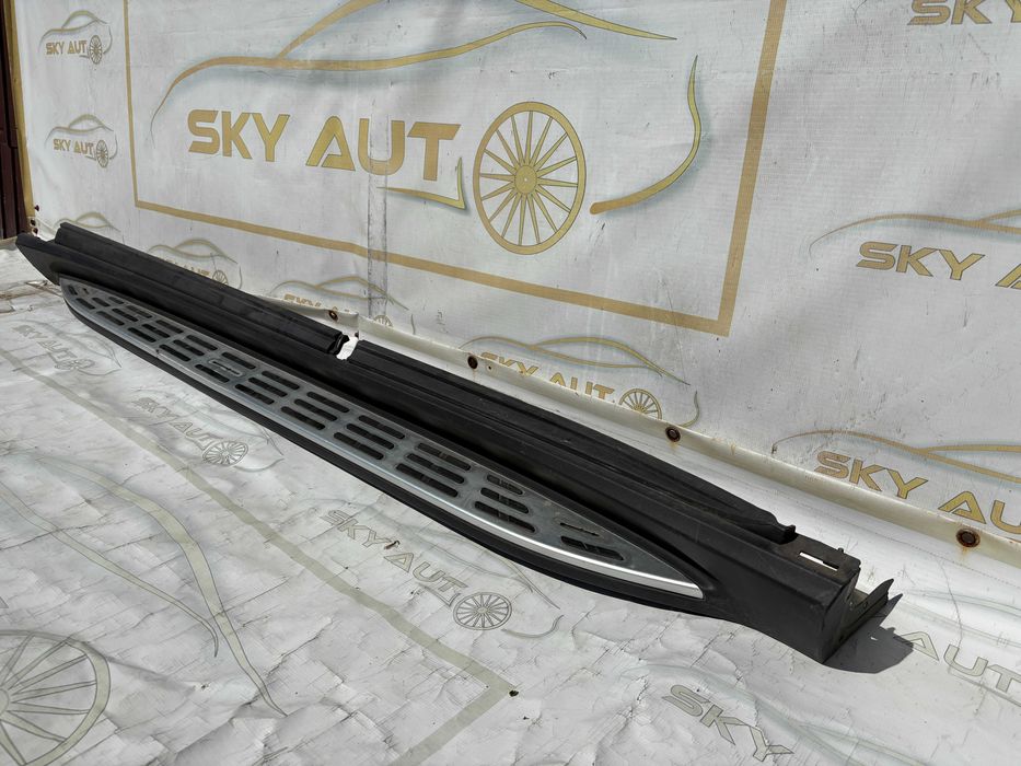 Prag stanga Mercedes GLE W167 dupa 2019 cod A1676981501