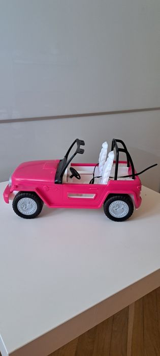 Къща на barbie, кола, джип