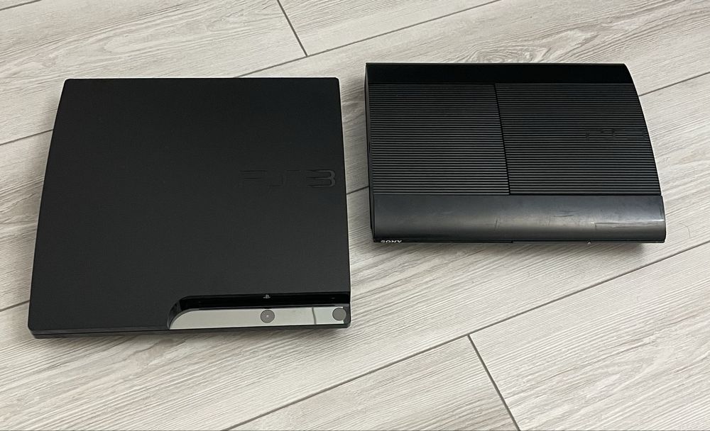 Продам корпусы от ps3 slim super slim