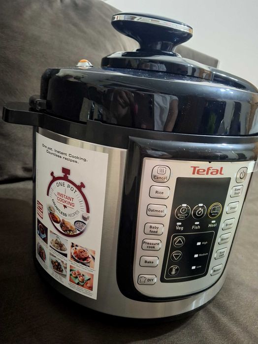 Мултикукър TEFAL Мощност: 1200 W