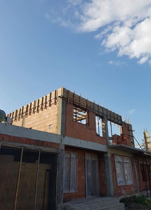 Meseriași construcții!