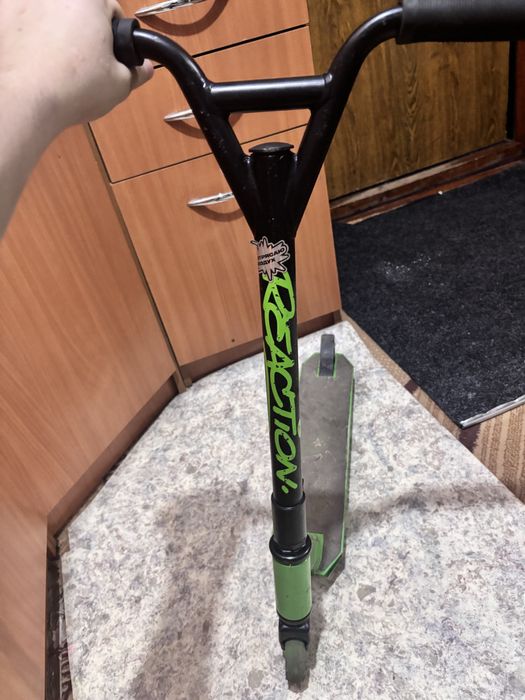 Самокат для трюков