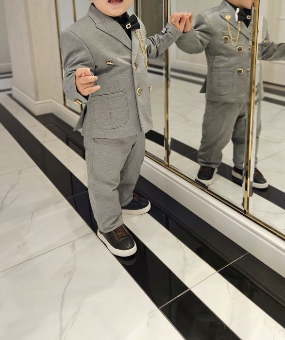 Detskiy naryadniy kastyum shim