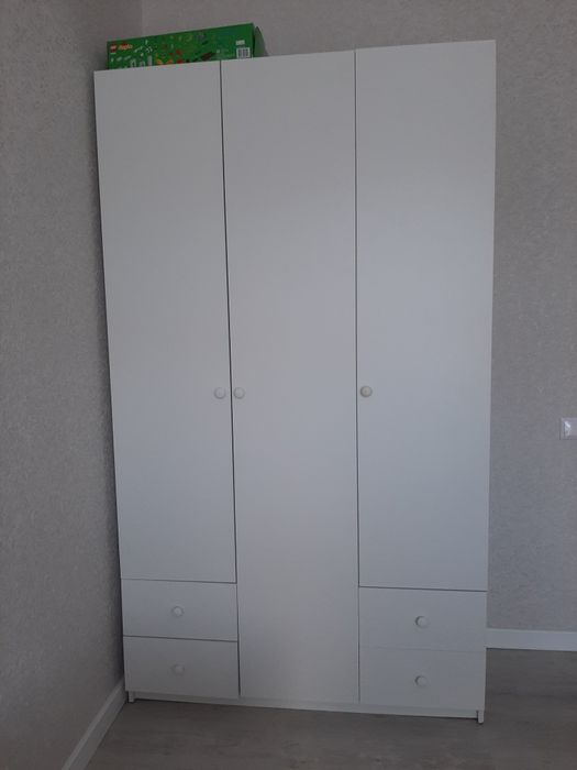 Шкаф 3хдверный в детскую