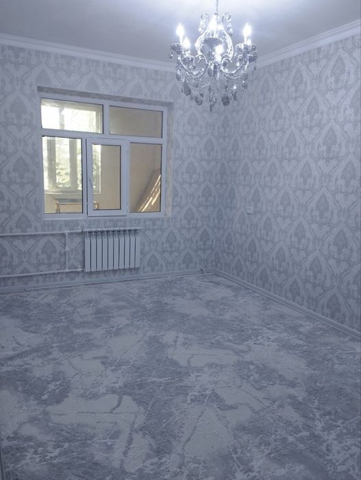 Срочно 2 хонали квартира сотилади. Жойи зур. Кора камиш 2/4 . 2-этаж.