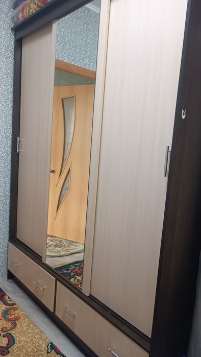 Продам шкаф купе