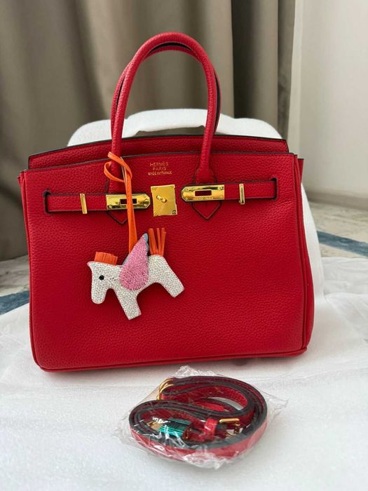 Продам сумки по 12 тыс.  тг