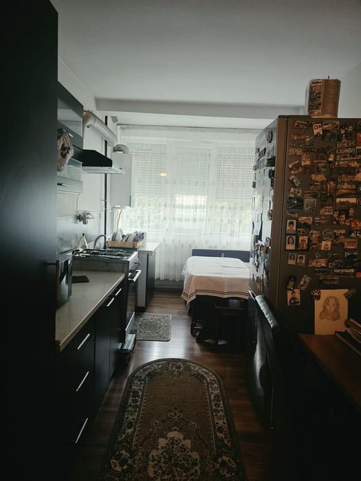 Apartament 3 camere zona Oblemenco/Parcul Tineretului 2012