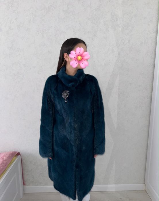 Продается зимняя шуба