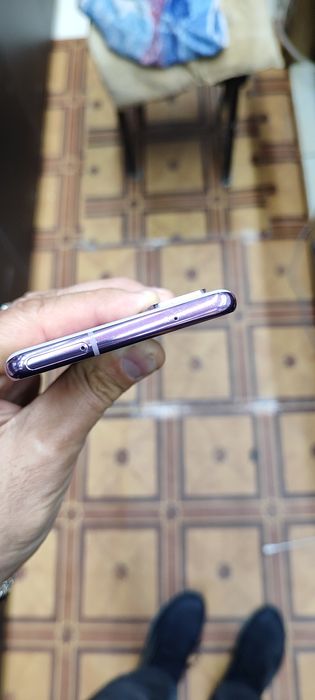 Samsung galaxy s20se. 6/128 орегинал. Ветнам...