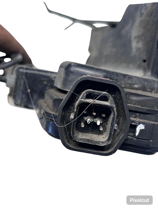 Broasca Usa Stanga Fata Hyundai Santa Fe I Sm 2000 - 2006