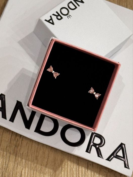 Pandora обеци Пандора