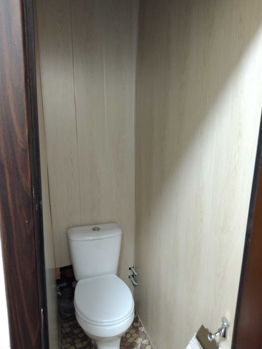 Продаётся 1/2/4 на Карасу-6 Бывшее общежитие С ремонтом Ор-р Обл ГАИ