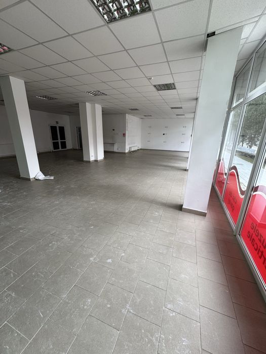 Inchiriez spatiu Vulcan