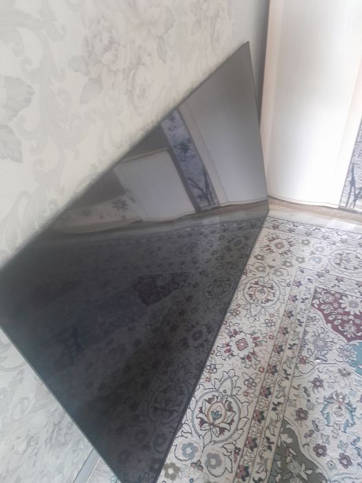 Телевизор продаётся TCL