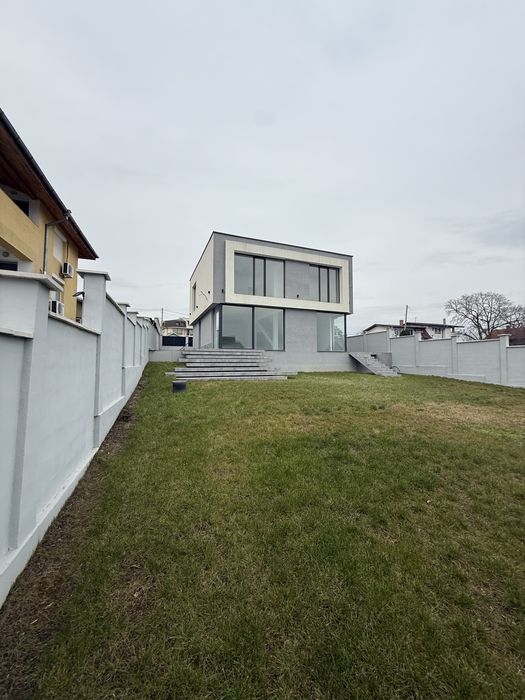 Нова къща м-ст. Ален Мак