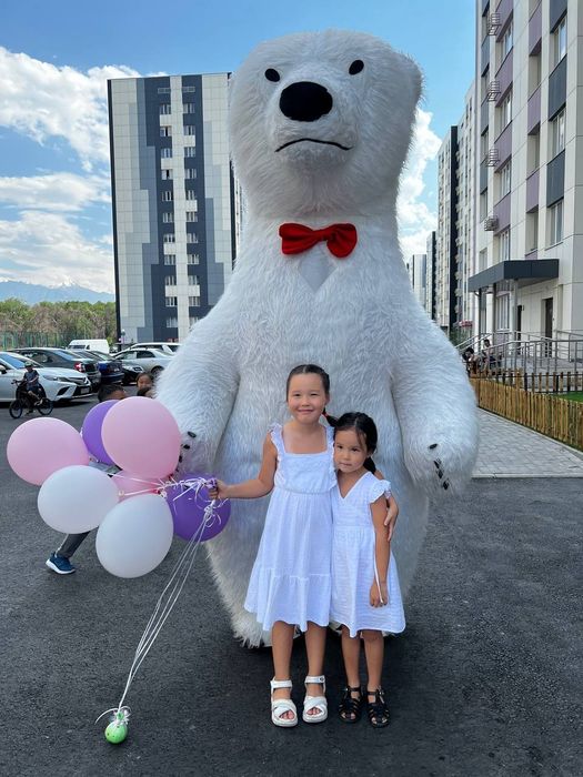 УМКА Поздравляет  Белый Мшк