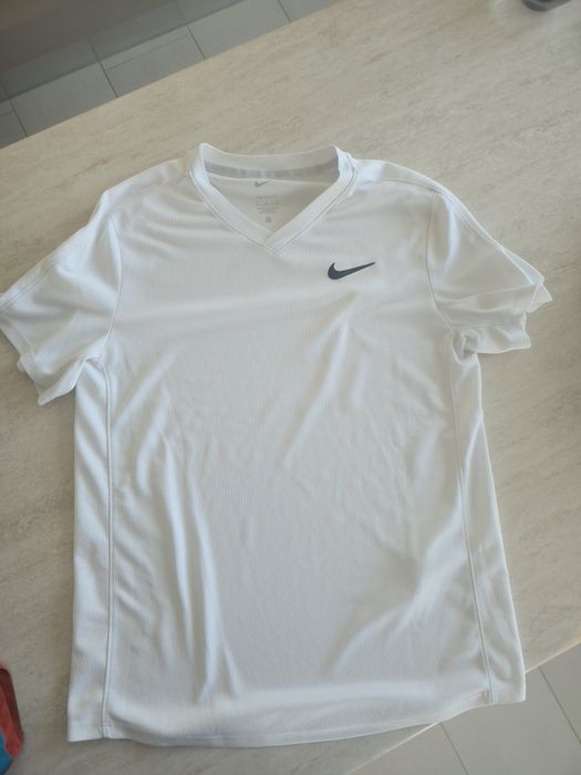 Екипи за тенис Nike
