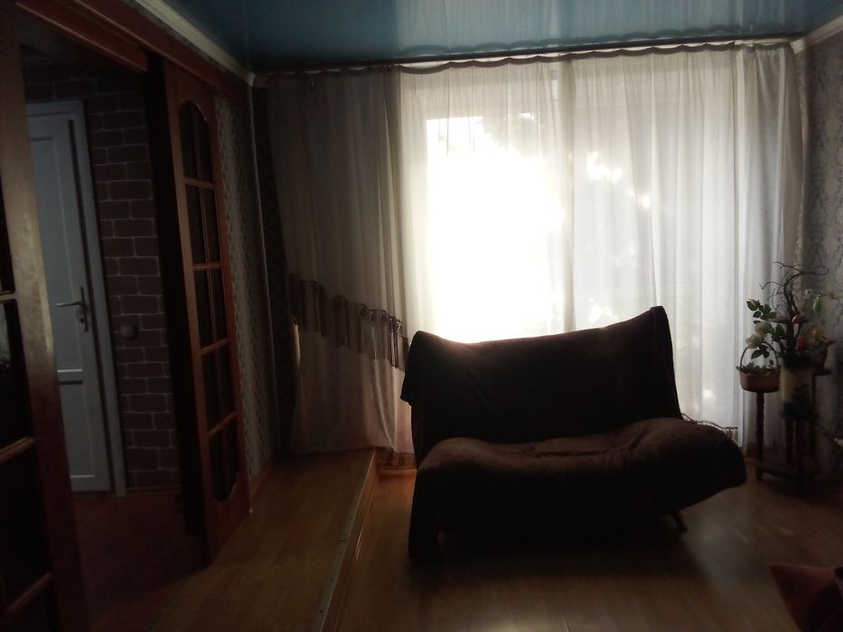 Продам половину коттеджа.