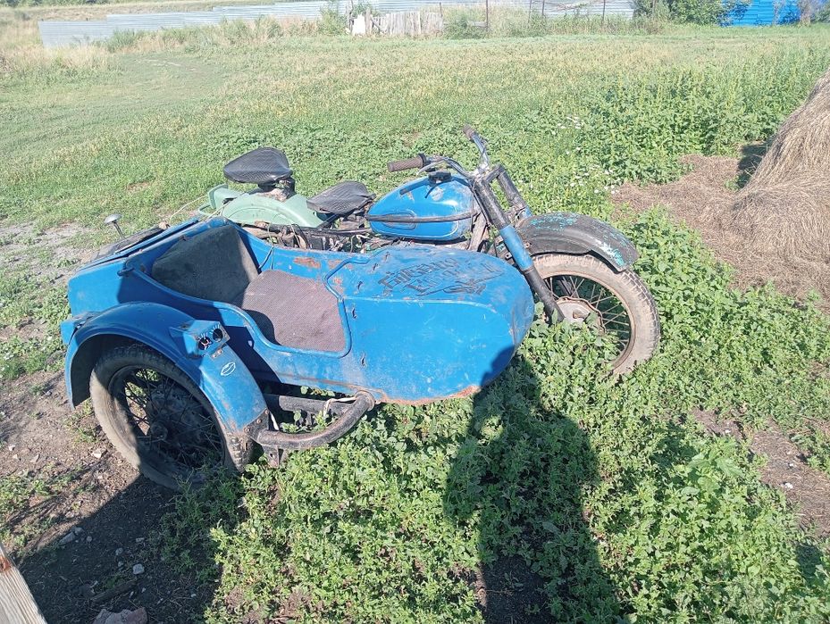 Продам обмен мотоцикл Урал