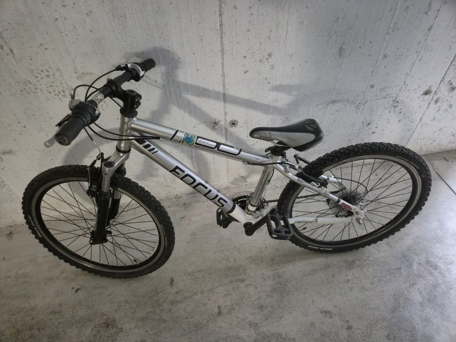 Bicicleta focus raven rookie 24 inchi