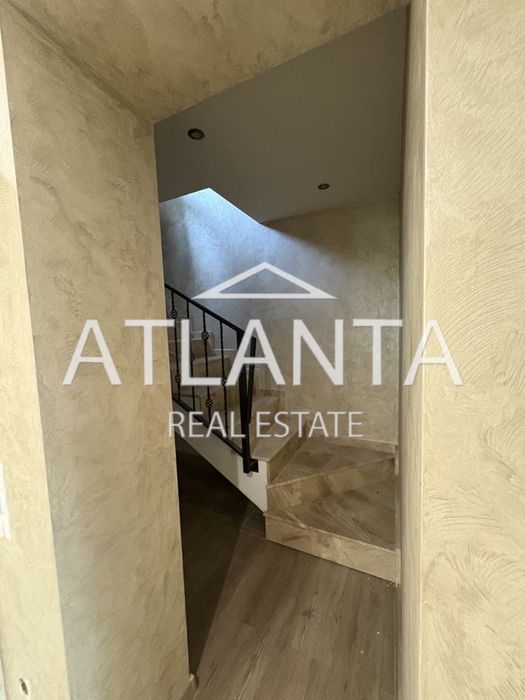 Продава се Къща в Варна, м-т Ментешето - 270 кв.м за 997 €/кв.м - Снимка #8