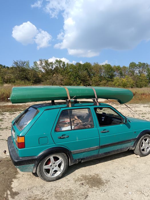 Продавам лодка индианско кану