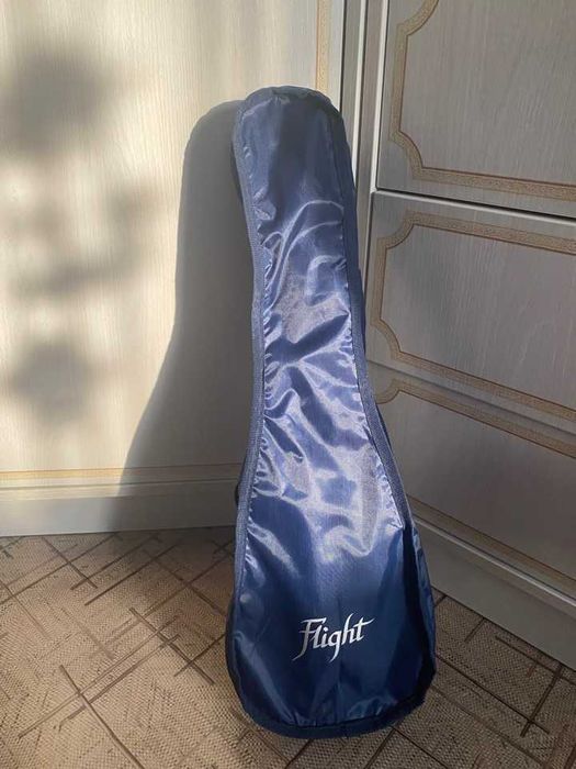 Продается укулеле сопрано Flight.