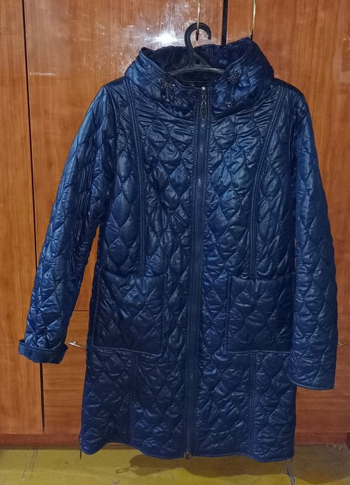 Продам куртки и кофту