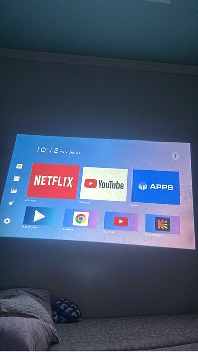 Продам проектор HY320