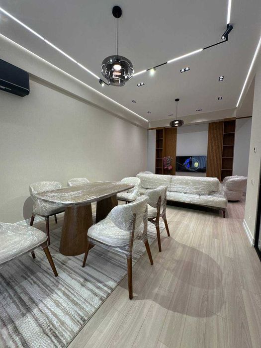 НОВАЯ 3х ком кв-ра ПО ГОРЯЧЕЙ ЦЕНЕ! Возле Метро Новза Хамза ID02