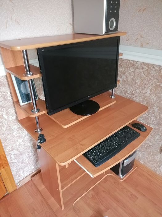 Продам б/у компьютер в комплекте