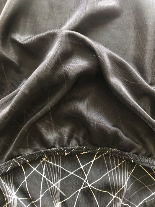 елегантен дамски топ DIKA